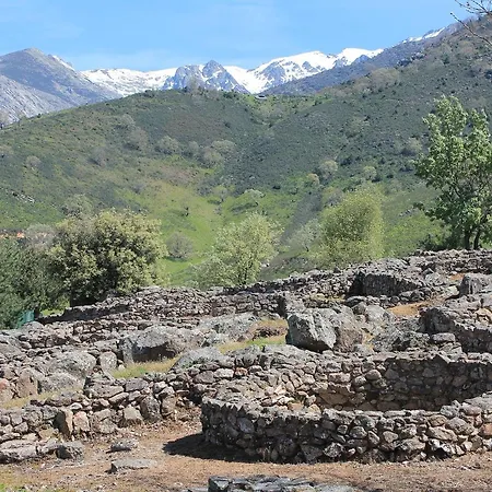 بيت ضيافة Rural Luna Y Rural Lunaposada
