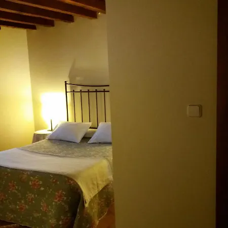 Rural Luna Y Rural Lunaposada 2*