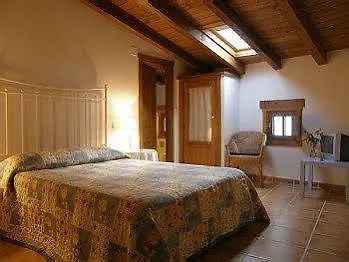 Guest house Rural Luna Y Rural Lunaposada Candeleda