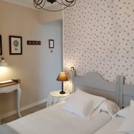 Rural Luna Y Rural Lunaposada Casa de hóspedes