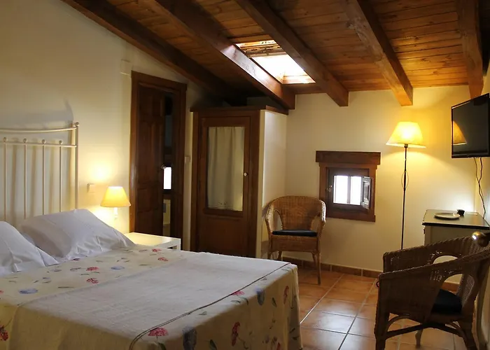 Rural Luna Y Rural Lunaposada