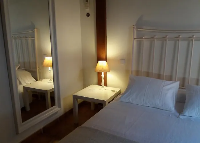 Rural Luna Y Rural Lunaposada 2*