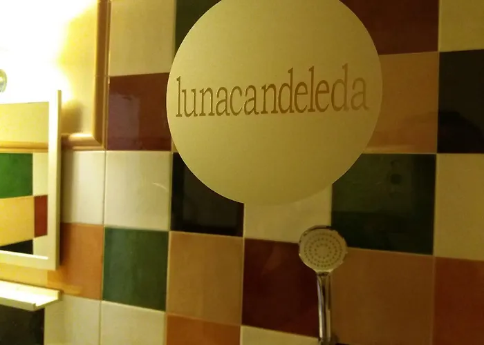 Rural Luna Y Rural Lunaposada 2* 칸델레다