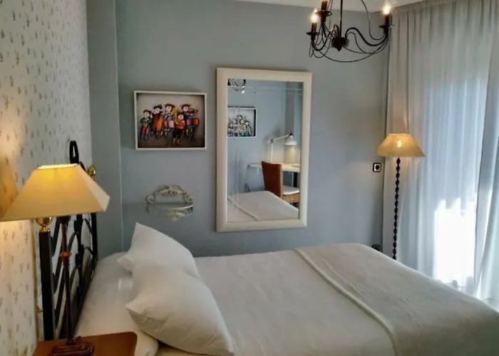 Rural Luna Y Rural Lunaposada 2*