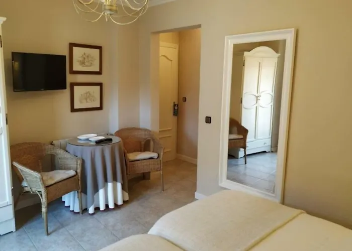 Rural Luna Y Rural Lunaposada